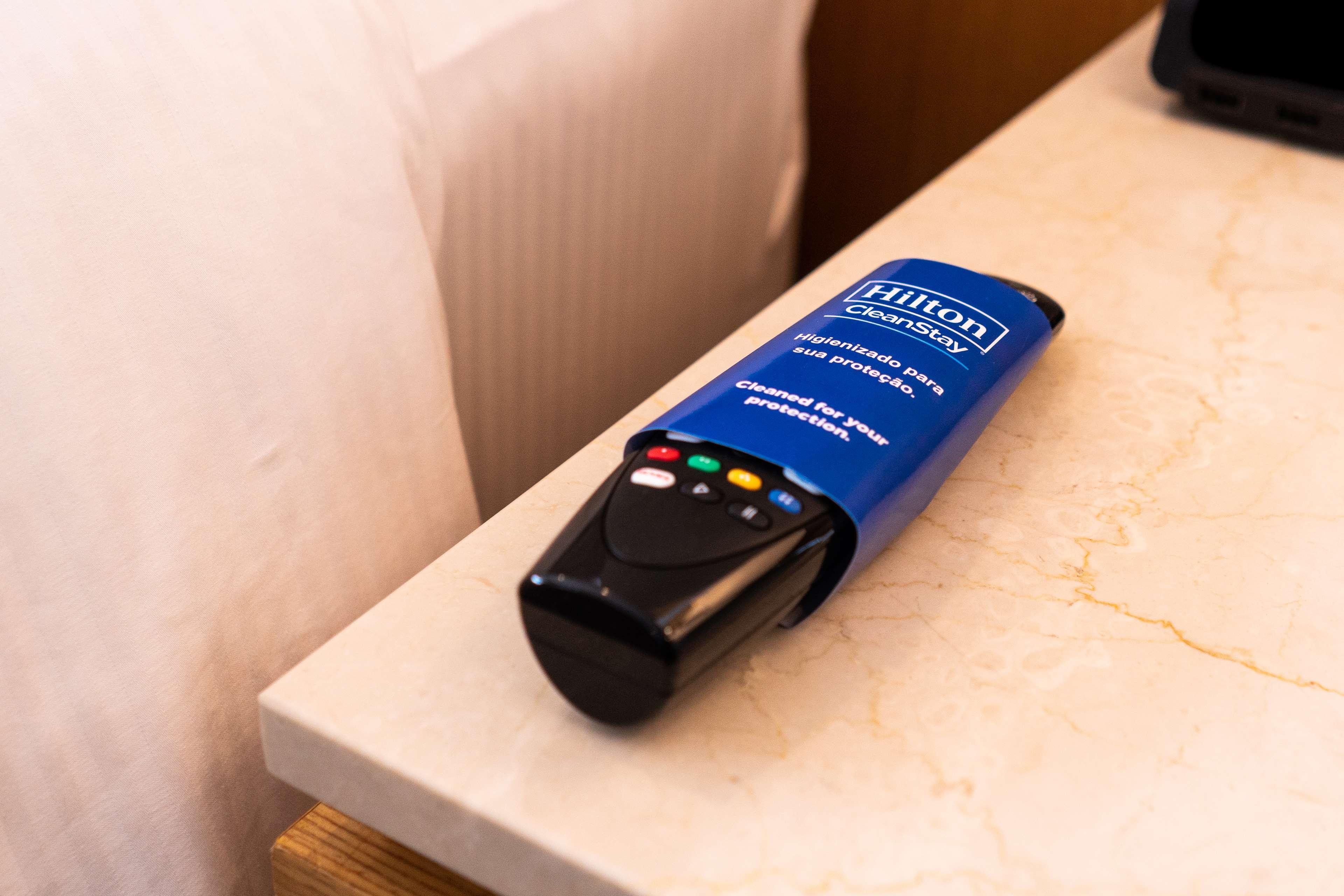 Hilton Copacabana Rio De Janeiro Exterior photo Hilton CleanStay remote