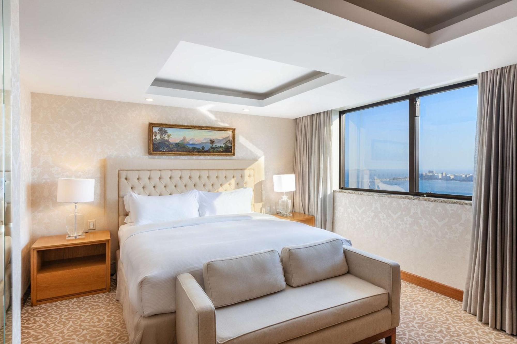 Hilton Copacabana Rio De Janeiro Exterior photo Suite bedroom